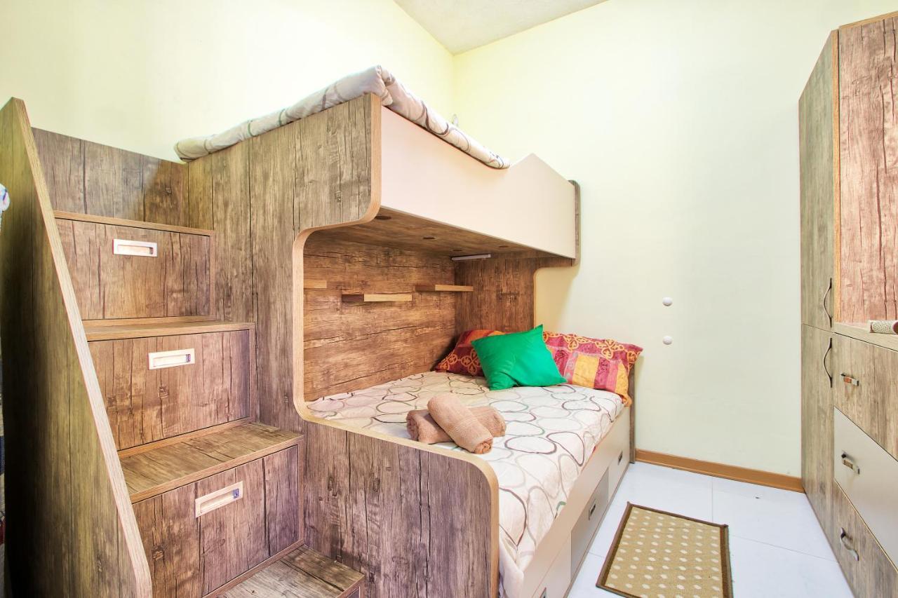 119/4 - Sea View - 3 Bedrooms *